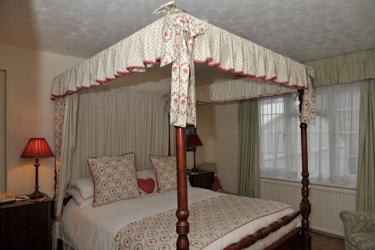 The Inglenook Hotel Bognor Regis Bagian luar foto